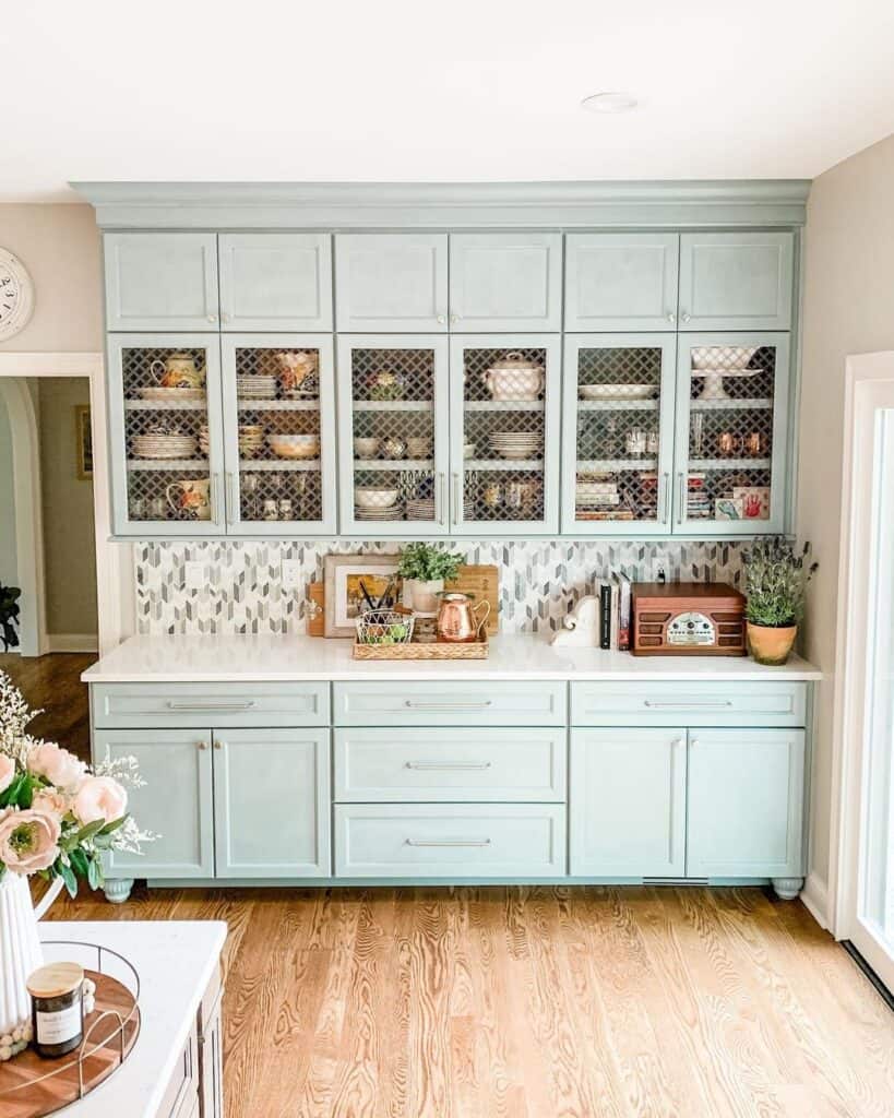 33 Farmhouse Kitchen Cabinets Ideas to Upgrade Your Kitchen's Decor