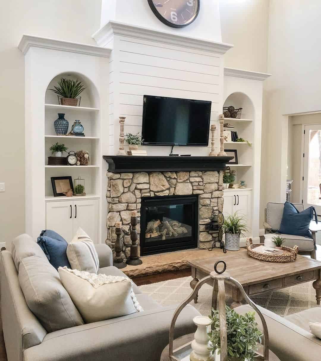 38 Modern Shiplap Fireplace Ideas to Suit Many Different Interior Styles