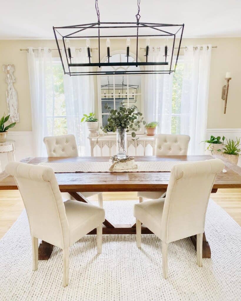 40 Farmhouse Dining Room Rugs to Add Soft Texture to Your Home