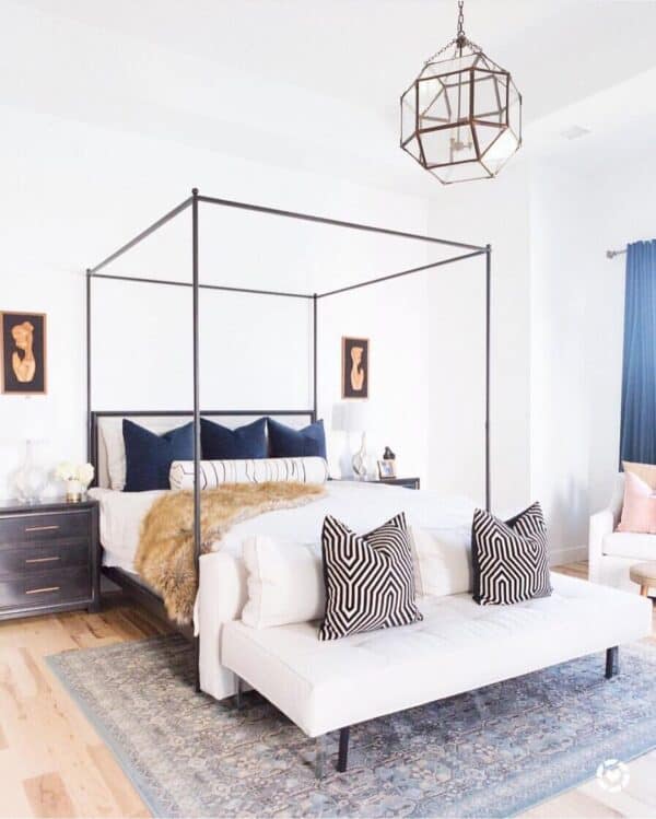 26 Canopy Bed Ideas That Look Magnificent