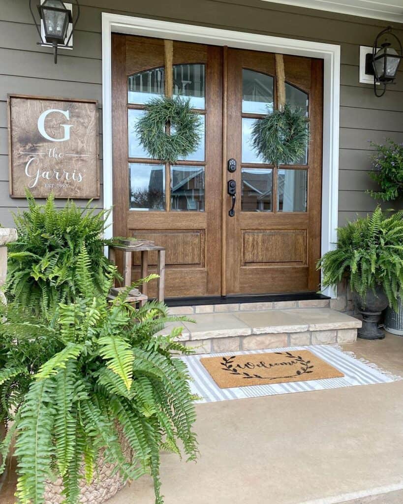 Front Door Planters Filled With Ferns