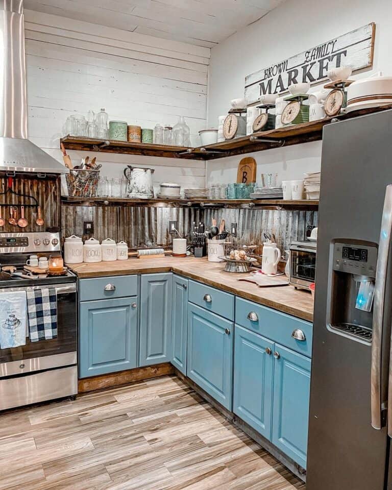 23 Farmhouse Blue Kitchen Cabinets for a Timeless Kitchen