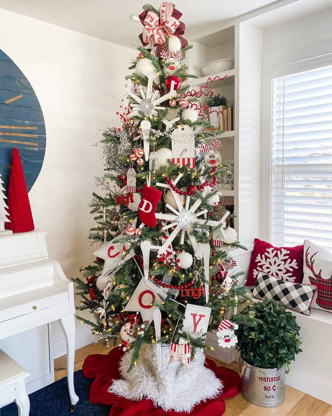 Decorating a Flocked Christmas Tree in Red and White and Creating