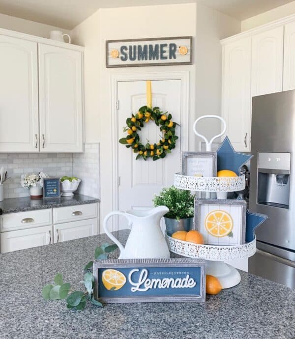 A Wreath Of Lemons And Summer Kitchen Signs 600x690 