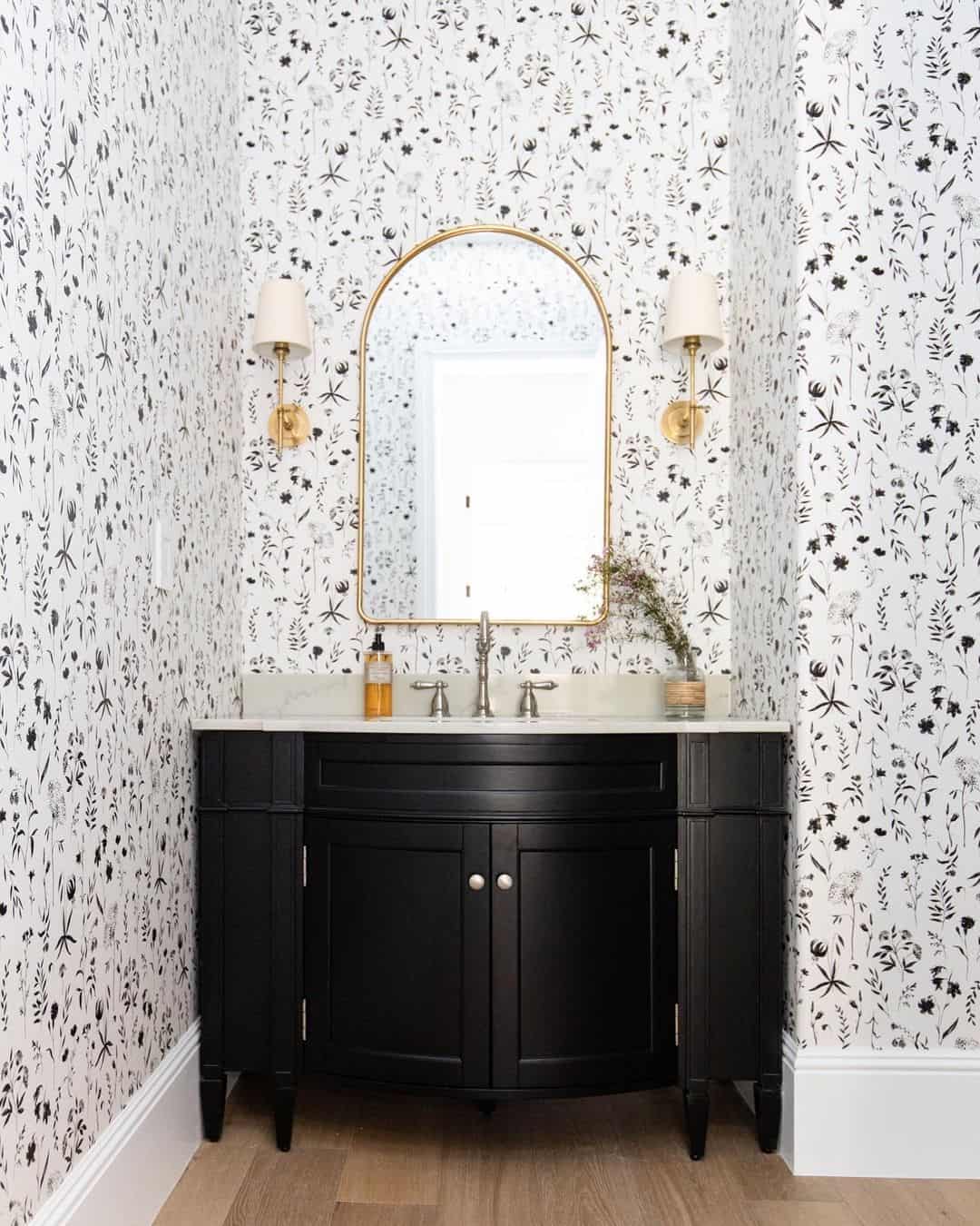 Want a Powder Room That Pops? Steal This Interior Design Power Move - WSJ