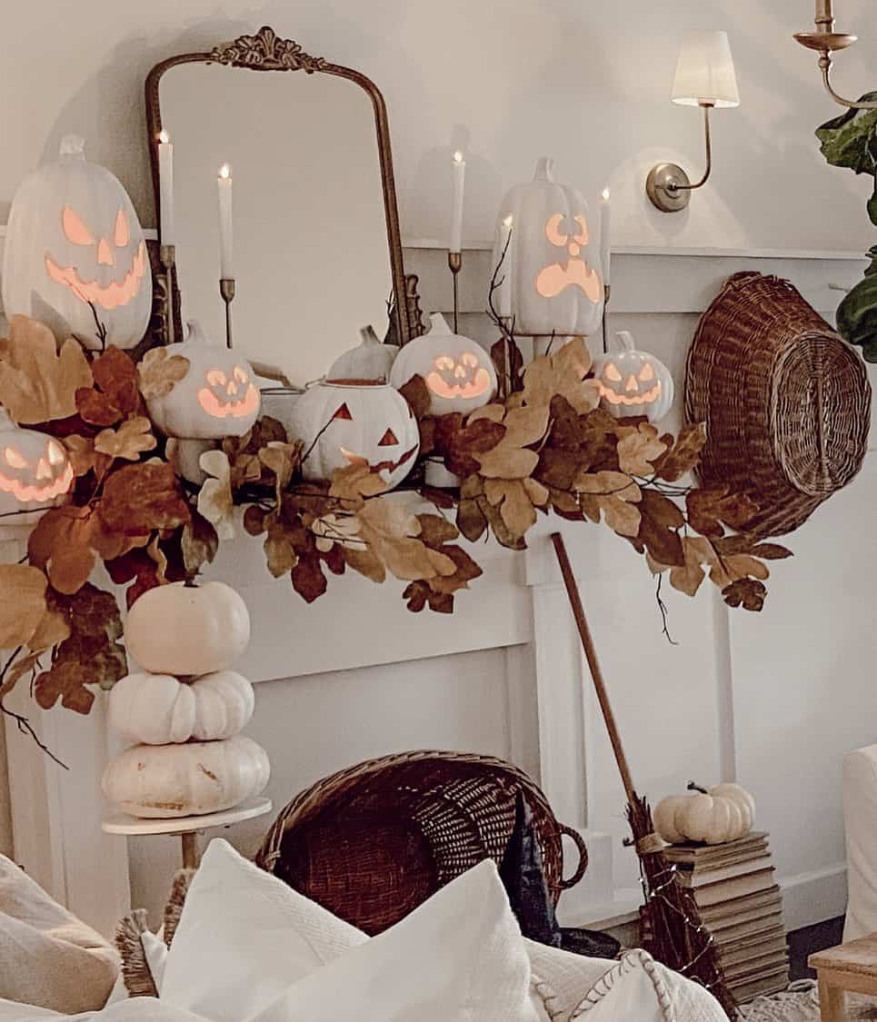 39 Halloween Pumpkin Faces Decor for Every Room in Your Home