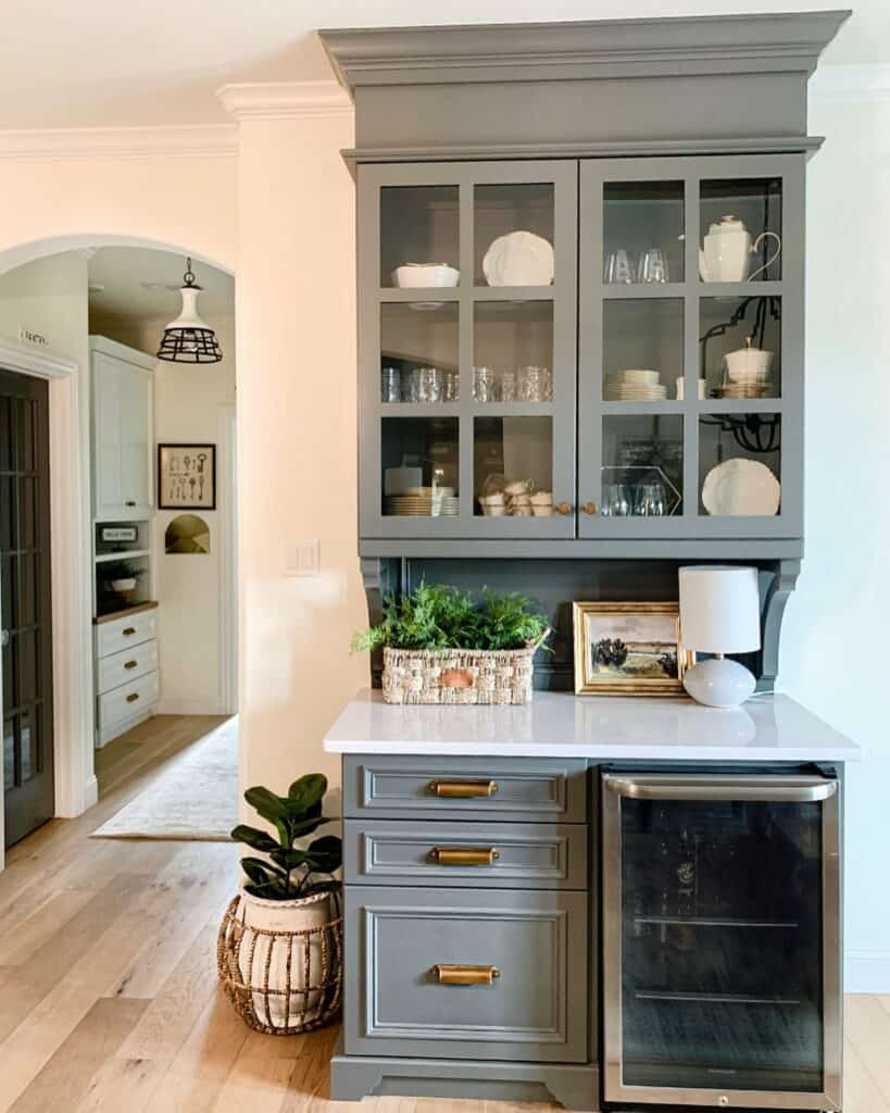 31 Ways to Include Cabinets with Glass Doors