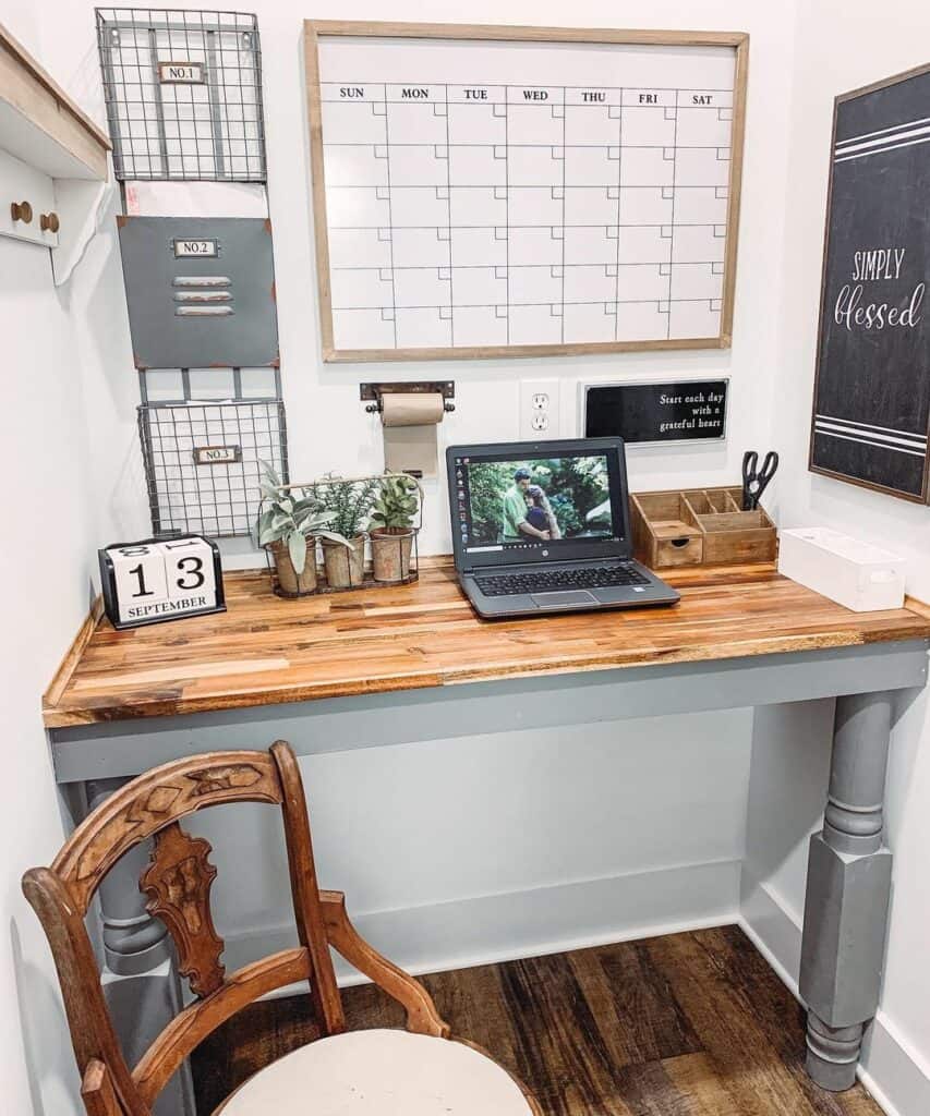 19 Nifty Built-in Desk Ideas To Make the Most of a Small Space