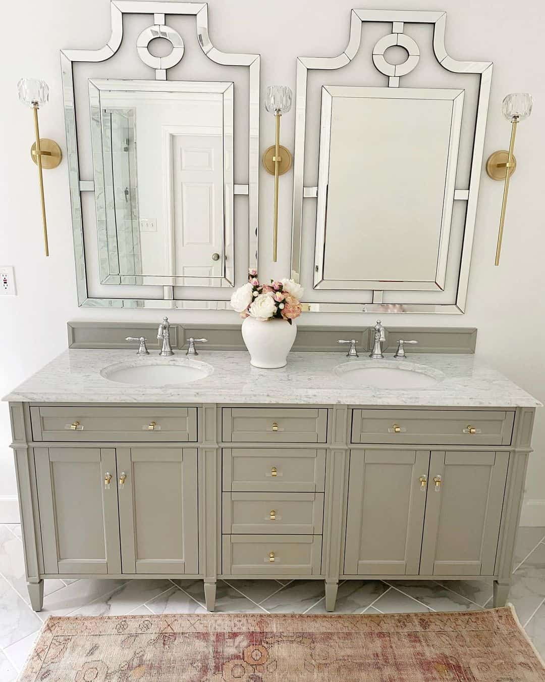 25 Double Vanity Bathroom Ideas for Style and Storage
