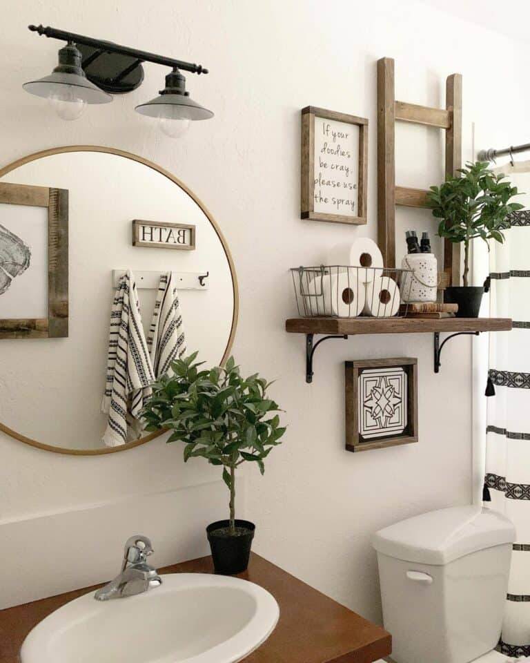 wall hanging ideas for bathroom