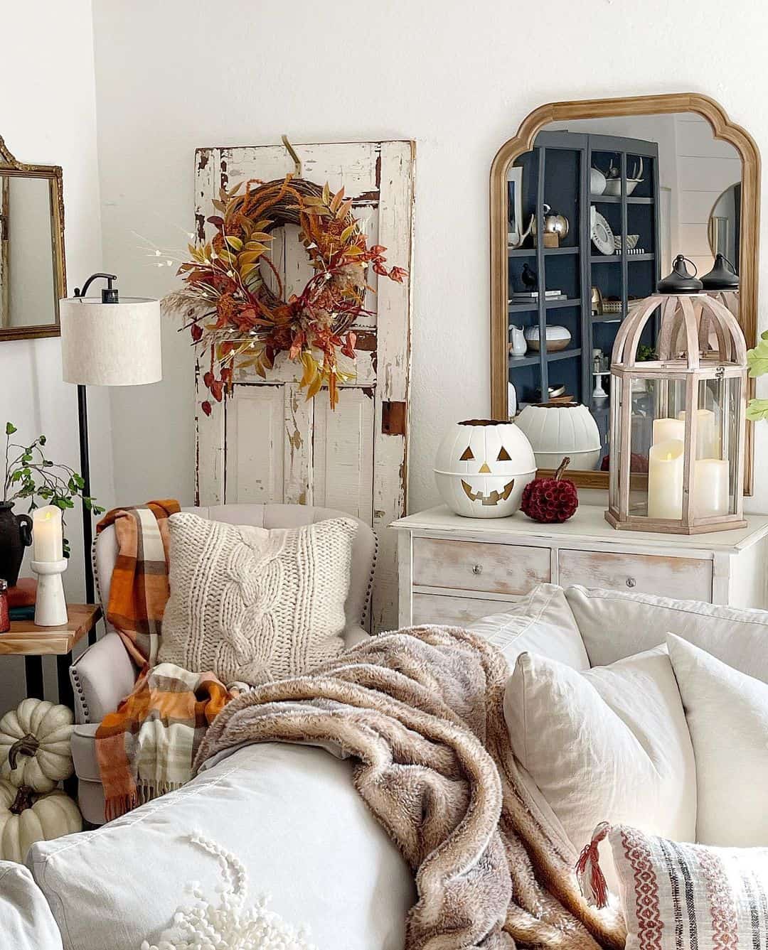 Indoor Fall Lanter Décor With Autumn Accents - Soul & Lane