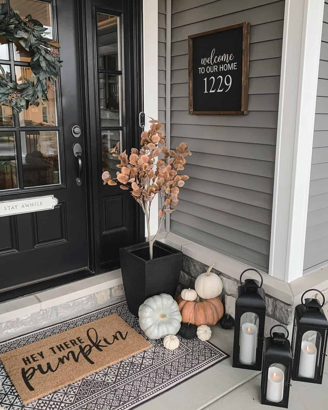 Outdoor Fall Display With Foilage Accents - Soul & Lane