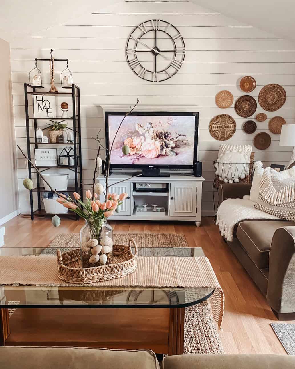 Family Room Ideas With Tv