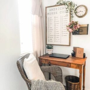 Farmhouse Home Office With Wooden Desk 1 300x300 