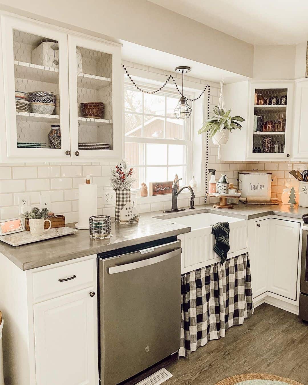 36 Beautifully Styled Farmhouse Kitchen Counter Décor