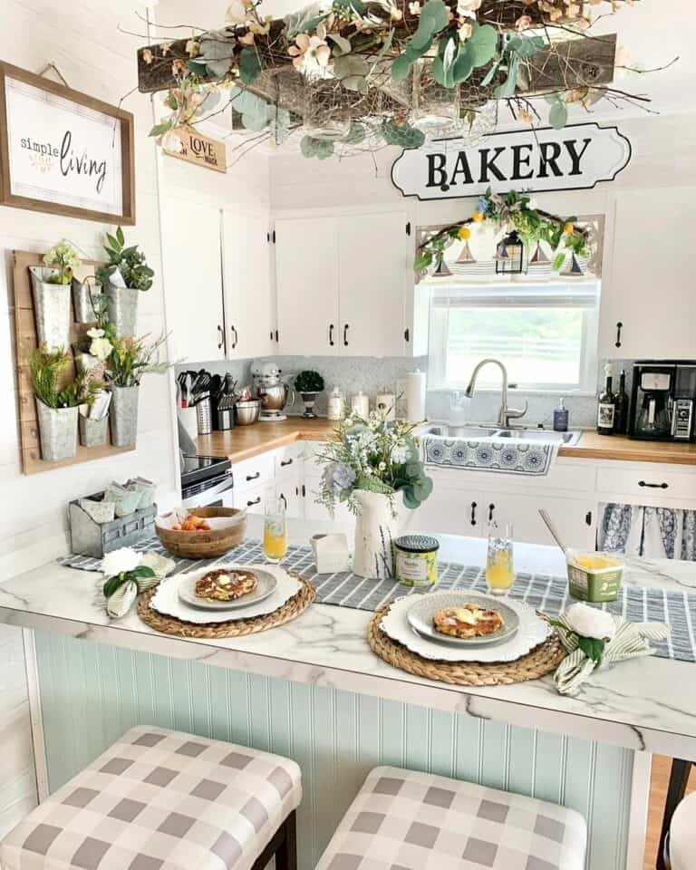 11 Simple Kitchen Decorating Ideas - The Sommer Home
