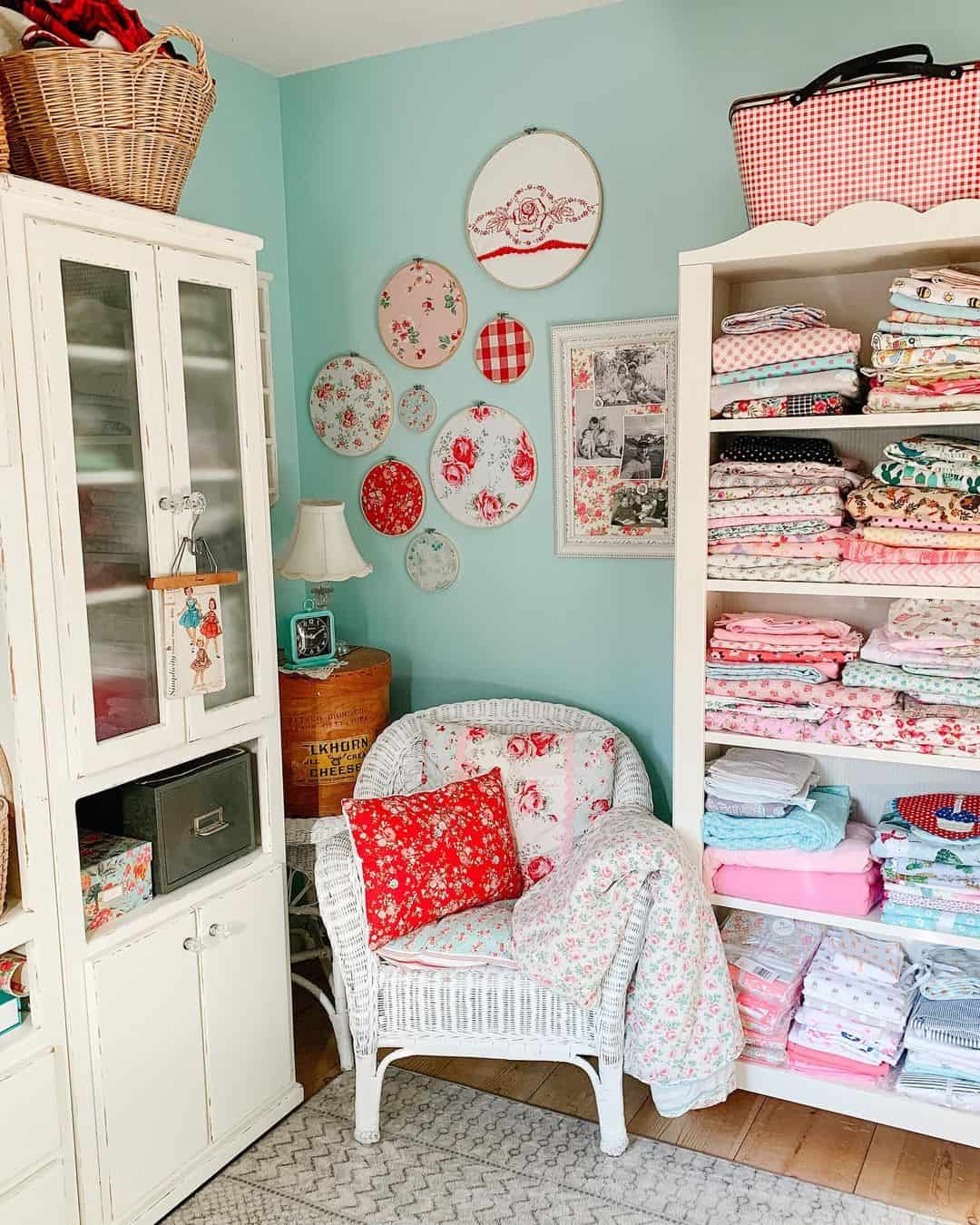 21 Craft Room Ideas To Unlock Your Artistic Potential