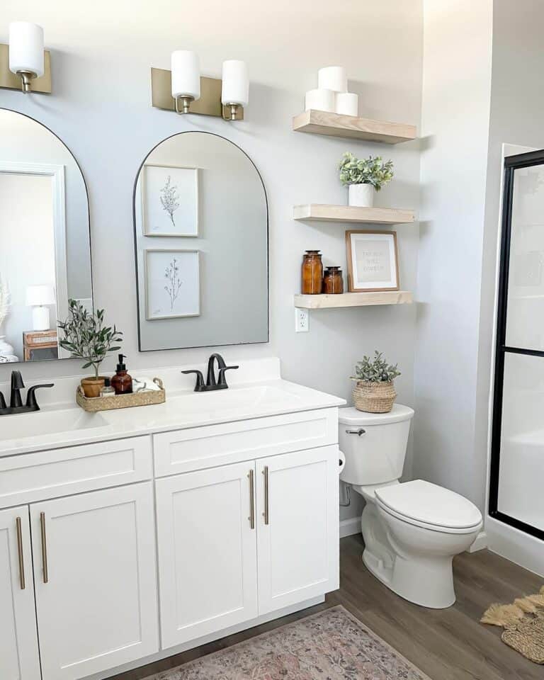 https://www.soulandlane.com/wp-content/uploads/2023/05/Neutral-Farmhouse-Bathroom-Accessories-With-Amber-Glass-768x960.jpg