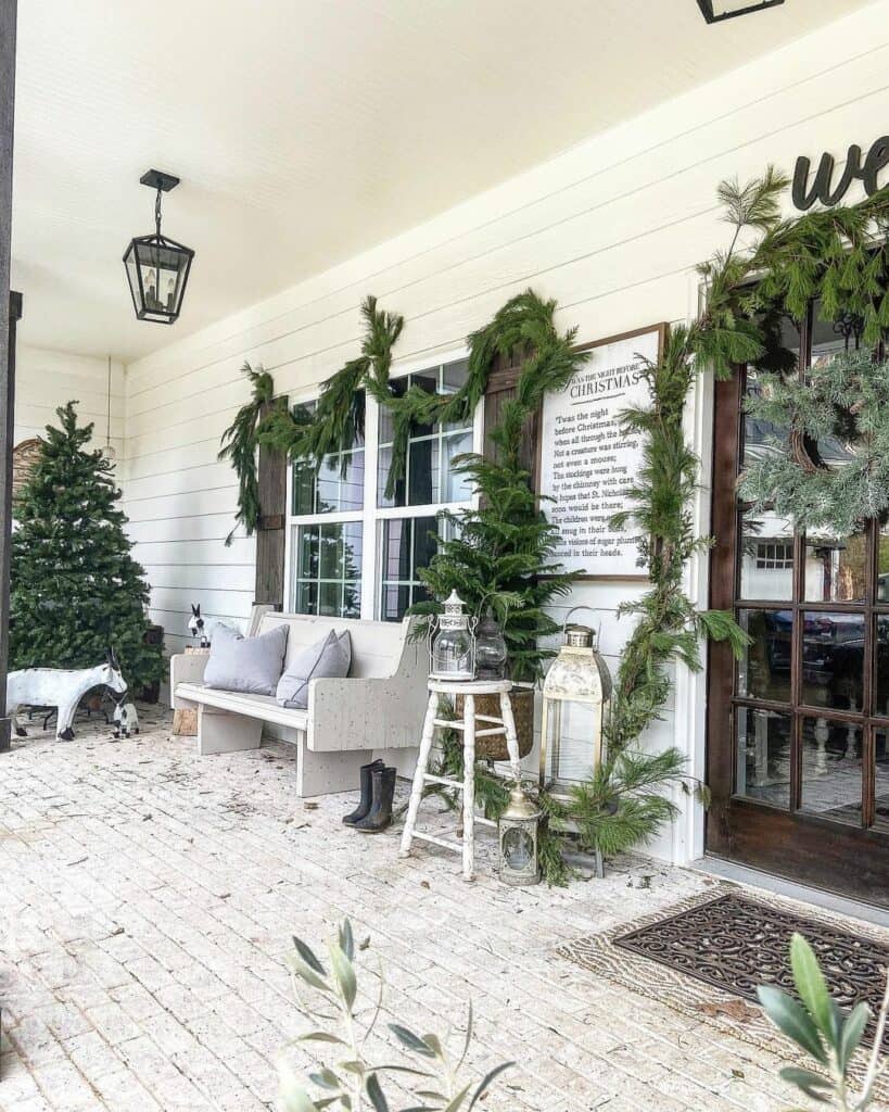29 Christmas Front Porch Ideas To Try This Holiday Season